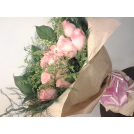 B02 10 Roses Bouquet $580